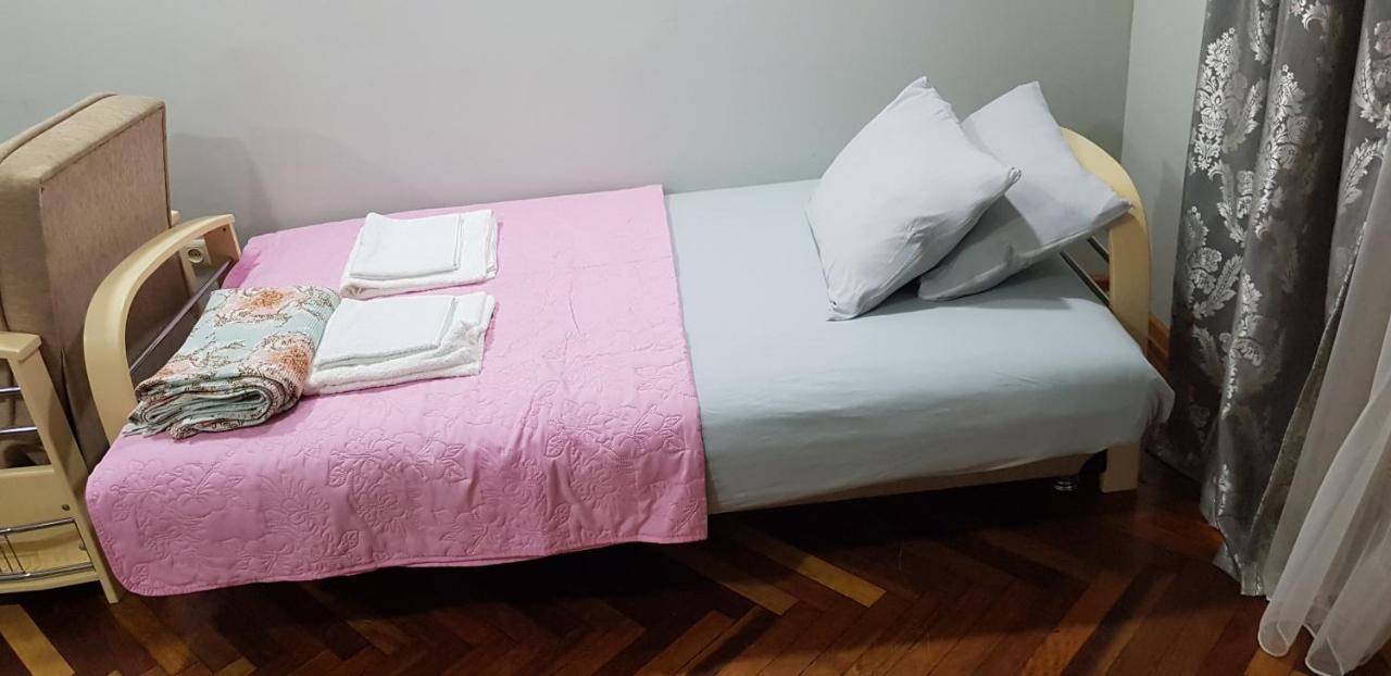 Apartament Shushana Batumi Exteriör bild