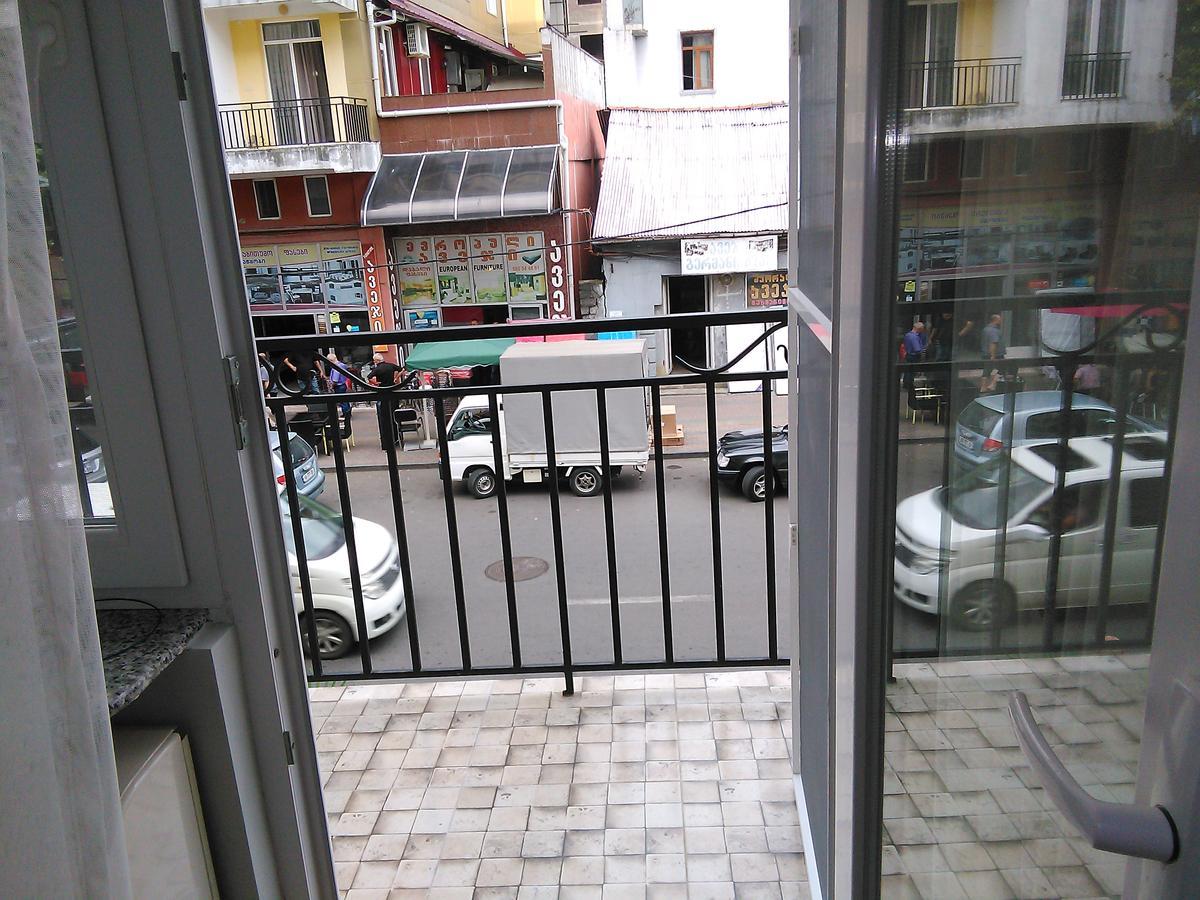 Apartament Shushana Batumi Exteriör bild