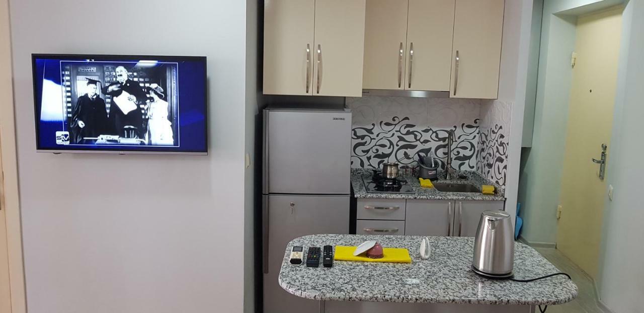 Apartament Shushana Batumi Exteriör bild